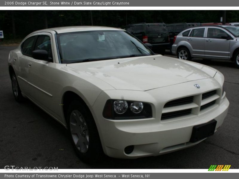 Stone White / Dark Slate Gray/Light Graystone 2006 Dodge Charger SE