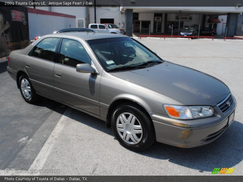 Antique Sage Pearl / Oak 2001 Toyota Camry LE
