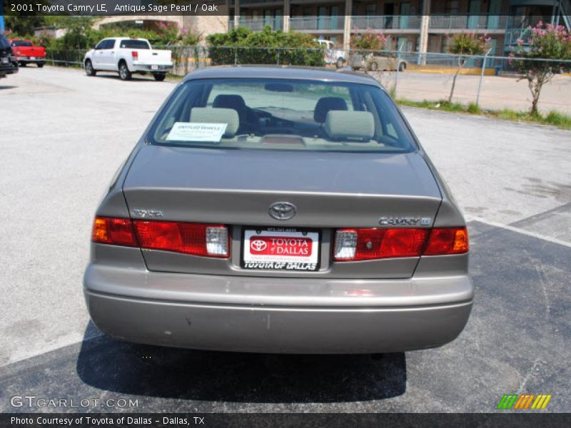 Antique Sage Pearl / Oak 2001 Toyota Camry LE