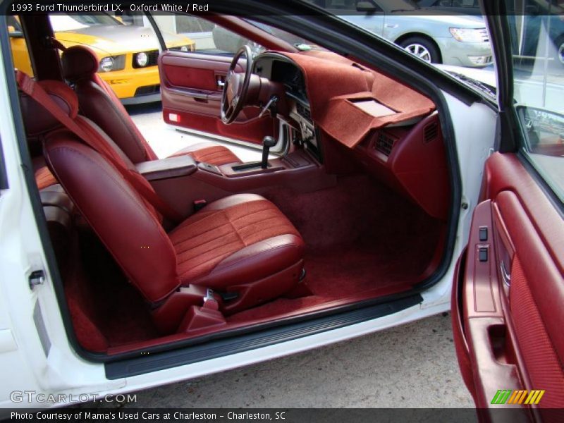 Oxford White / Red 1993 Ford Thunderbird LX