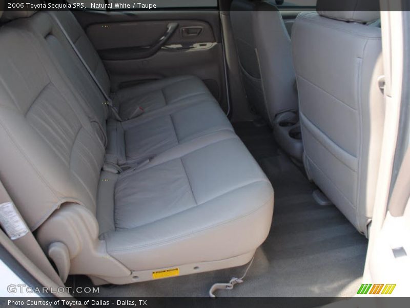 Natural White / Taupe 2006 Toyota Sequoia SR5