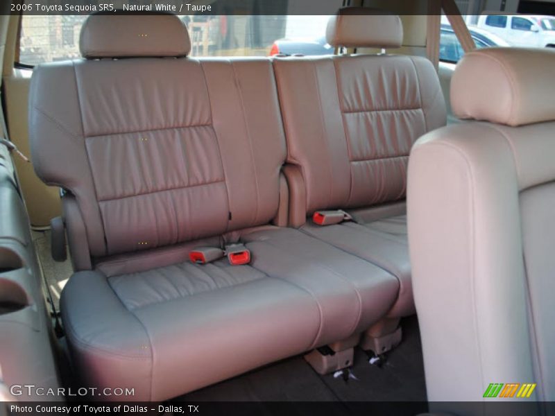 Natural White / Taupe 2006 Toyota Sequoia SR5