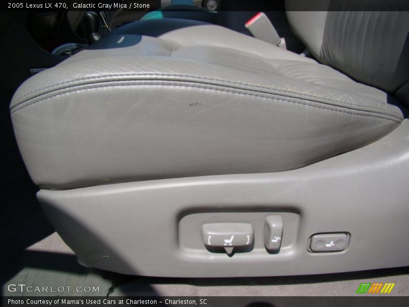 Galactic Gray Mica / Stone 2005 Lexus LX 470