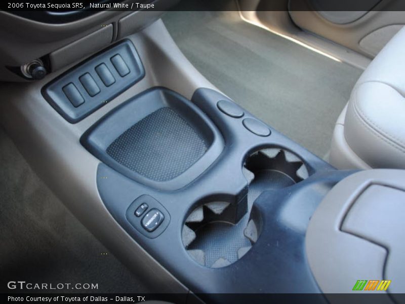 Natural White / Taupe 2006 Toyota Sequoia SR5