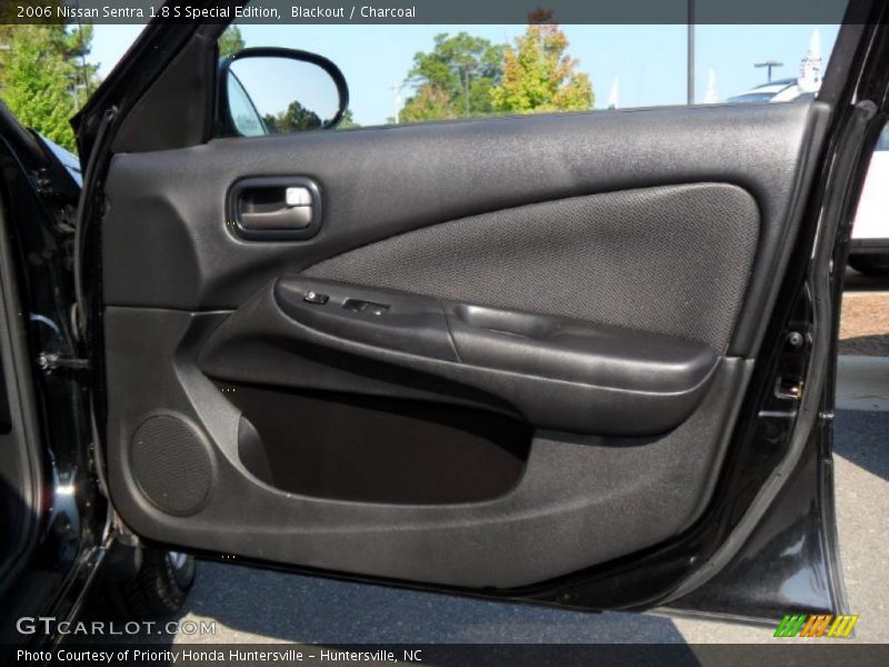 Blackout / Charcoal 2006 Nissan Sentra 1.8 S Special Edition