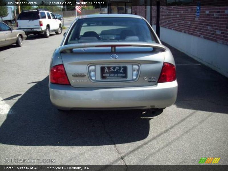 Radium / Charcoal 2005 Nissan Sentra 1.8 S Special Edition