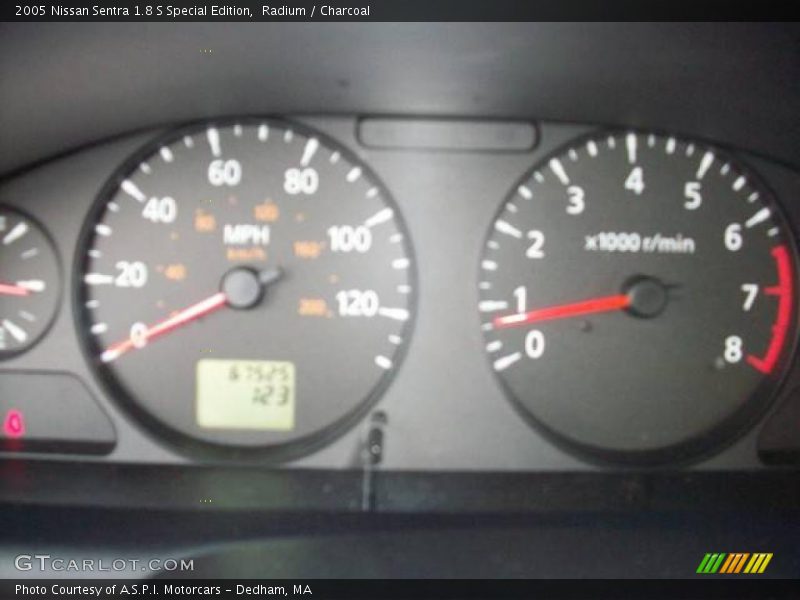 Radium / Charcoal 2005 Nissan Sentra 1.8 S Special Edition