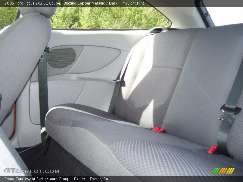 Blazing Copper Metallic / Dark Flint/Light Flint 2005 Ford Focus ZX3 SE Coupe