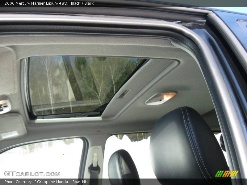Black / Black 2006 Mercury Mariner Luxury 4WD