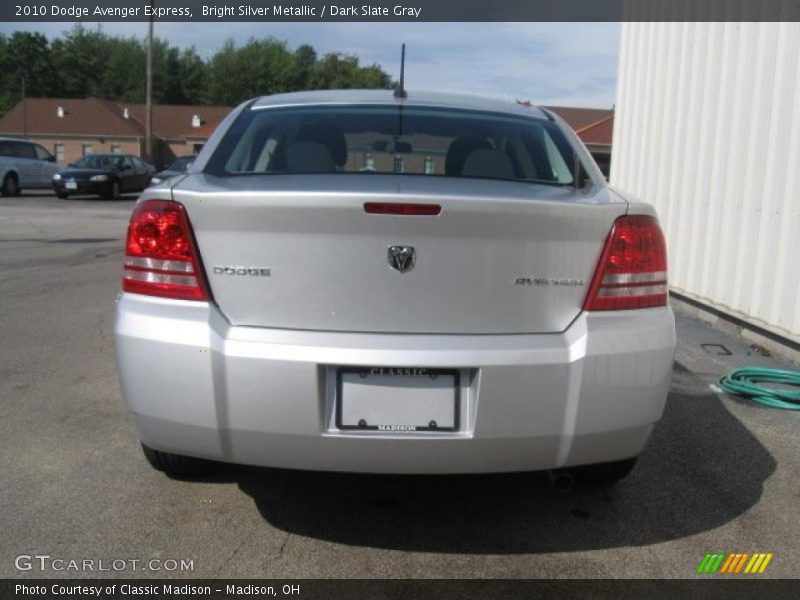 Bright Silver Metallic / Dark Slate Gray 2010 Dodge Avenger Express
