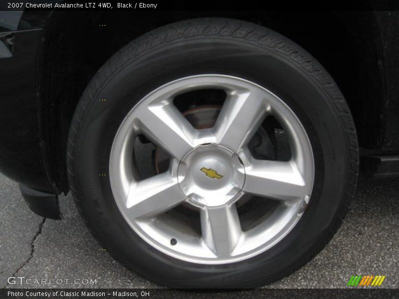 Black / Ebony 2007 Chevrolet Avalanche LTZ 4WD
