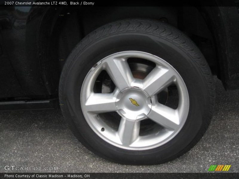 Black / Ebony 2007 Chevrolet Avalanche LTZ 4WD