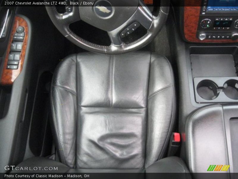 Black / Ebony 2007 Chevrolet Avalanche LTZ 4WD