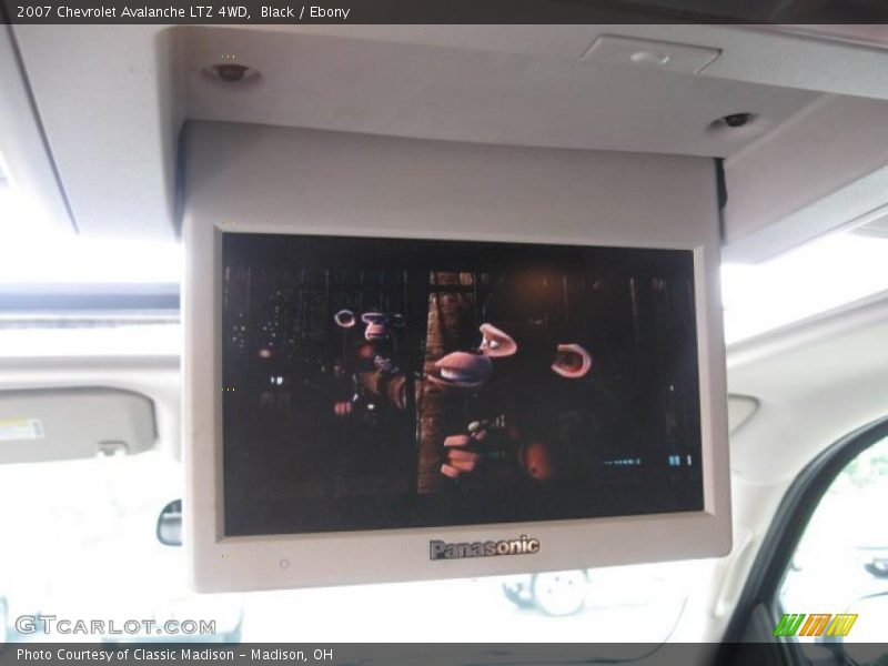 Black / Ebony 2007 Chevrolet Avalanche LTZ 4WD