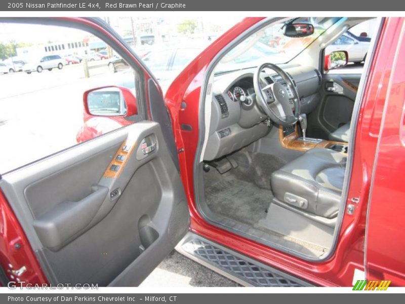 Red Brawn Pearl / Graphite 2005 Nissan Pathfinder LE 4x4