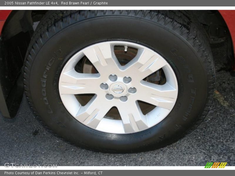 Red Brawn Pearl / Graphite 2005 Nissan Pathfinder LE 4x4