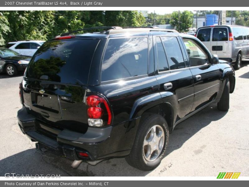 Black / Light Gray 2007 Chevrolet TrailBlazer LS 4x4