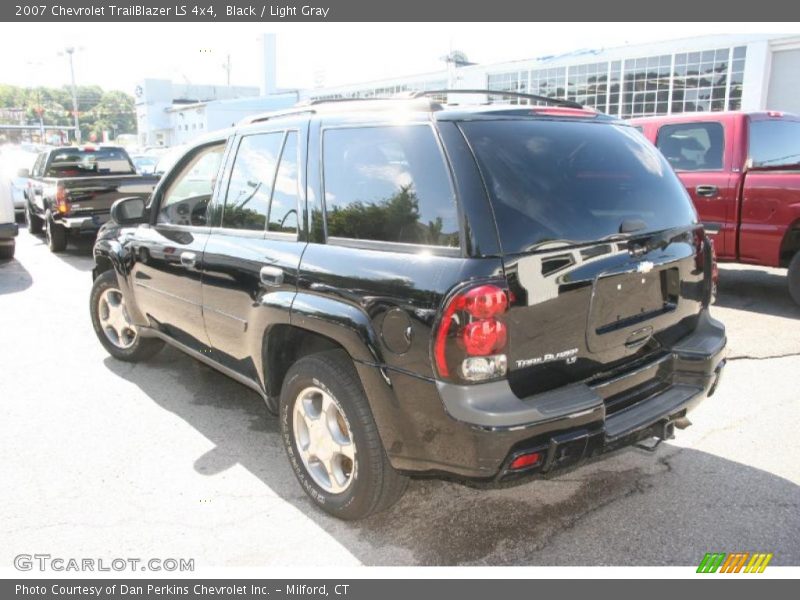 Black / Light Gray 2007 Chevrolet TrailBlazer LS 4x4