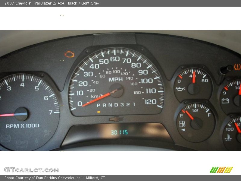Black / Light Gray 2007 Chevrolet TrailBlazer LS 4x4