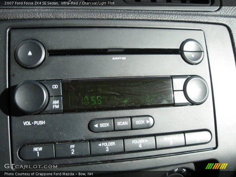 Infra-Red / Charcoal/Light Flint 2007 Ford Focus ZX4 SE Sedan