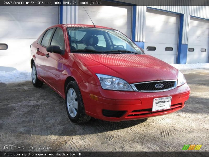Infra-Red / Charcoal/Light Flint 2007 Ford Focus ZX4 SE Sedan