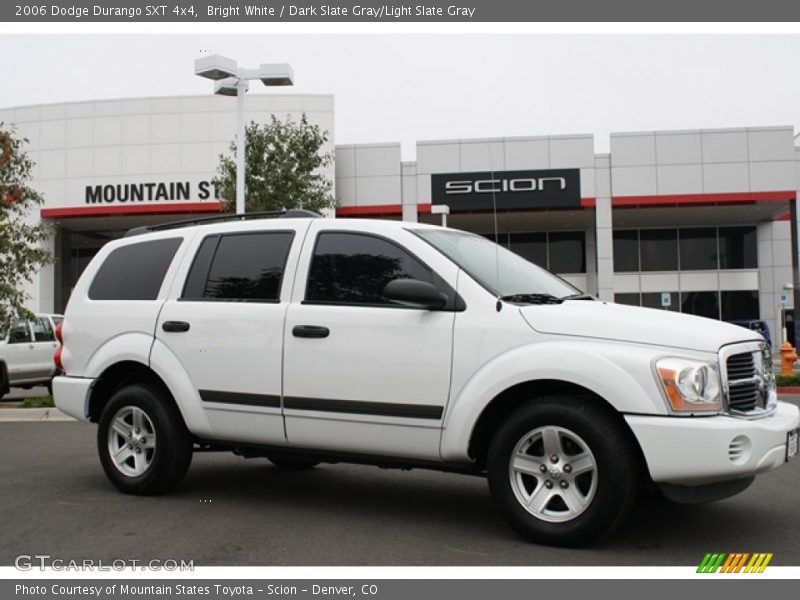 Bright White / Dark Slate Gray/Light Slate Gray 2006 Dodge Durango SXT 4x4