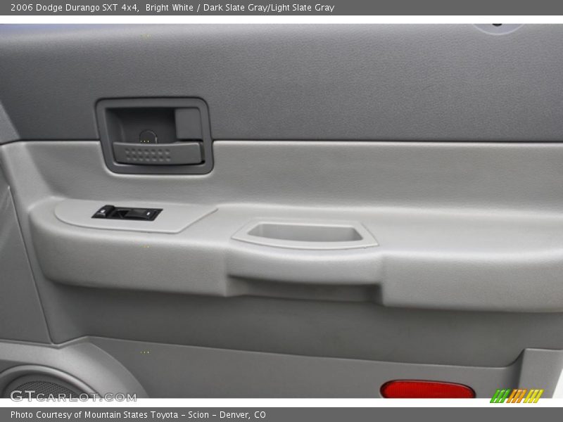 Bright White / Dark Slate Gray/Light Slate Gray 2006 Dodge Durango SXT 4x4