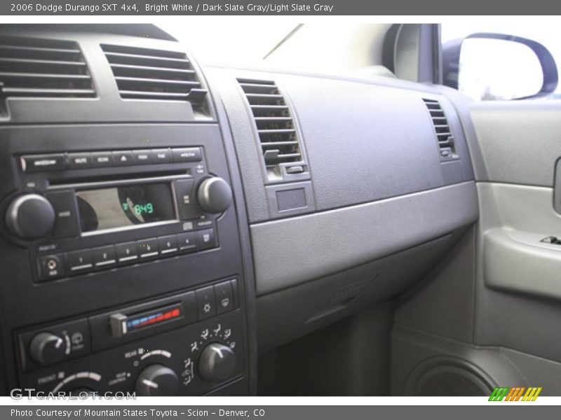Bright White / Dark Slate Gray/Light Slate Gray 2006 Dodge Durango SXT 4x4