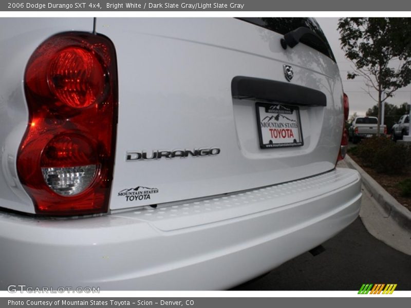 Bright White / Dark Slate Gray/Light Slate Gray 2006 Dodge Durango SXT 4x4