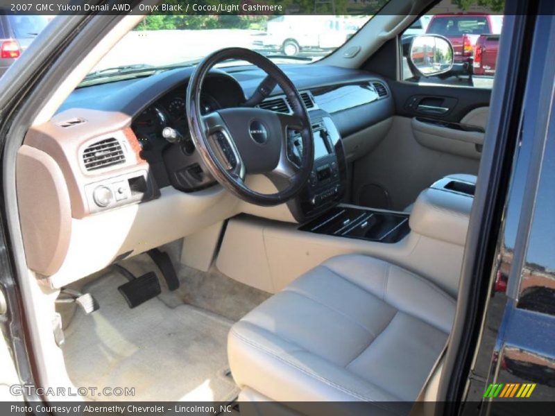 Onyx Black / Cocoa/Light Cashmere 2007 GMC Yukon Denali AWD