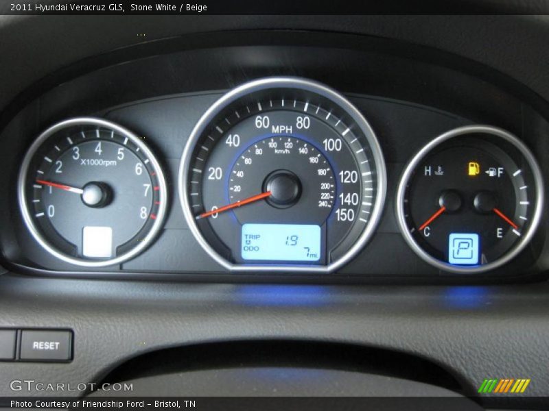 Stone White / Beige 2011 Hyundai Veracruz GLS