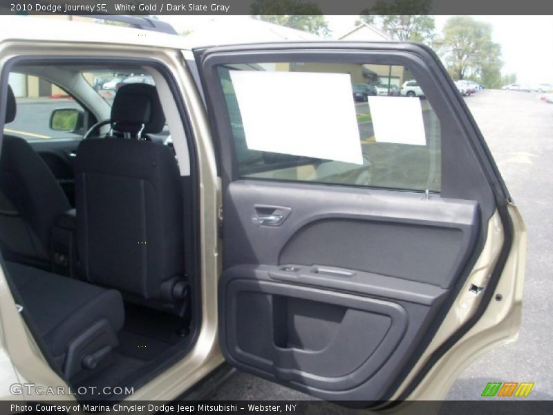 White Gold / Dark Slate Gray 2010 Dodge Journey SE