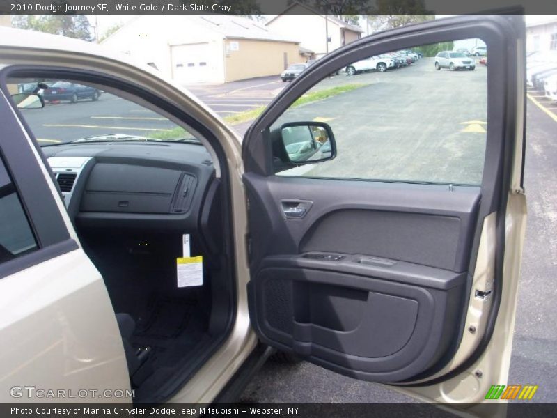 White Gold / Dark Slate Gray 2010 Dodge Journey SE