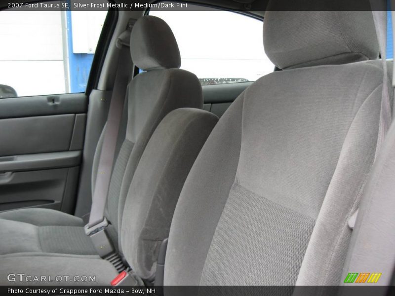 Silver Frost Metallic / Medium/Dark Flint 2007 Ford Taurus SE