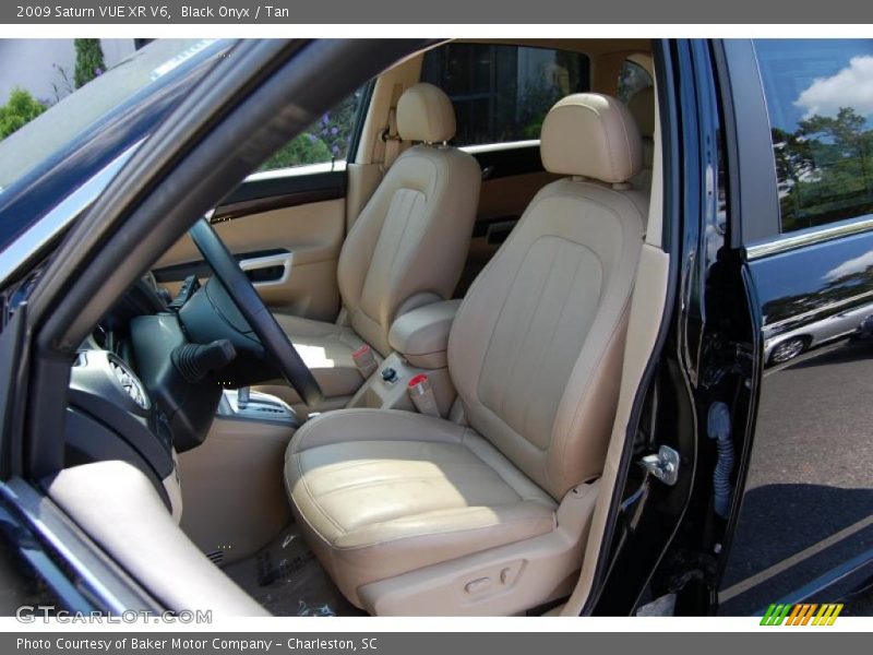 Black Onyx / Tan 2009 Saturn VUE XR V6