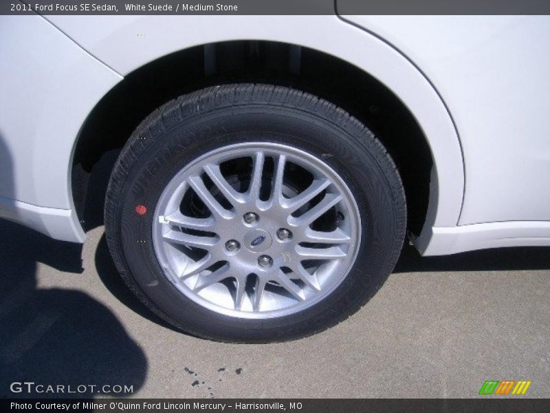 White Suede / Medium Stone 2011 Ford Focus SE Sedan