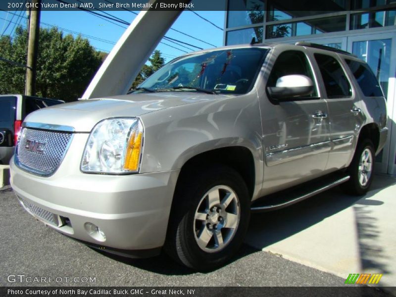 Silver Birch Metallic / Ebony Black 2007 GMC Yukon Denali AWD