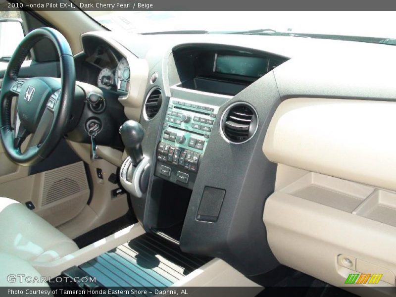 Dashboard of 2010 Pilot EX-L