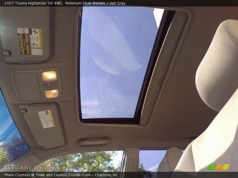 Millenium Silver Metallic / Ash Gray 2007 Toyota Highlander V6 4WD