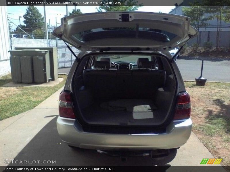 Millenium Silver Metallic / Ash Gray 2007 Toyota Highlander V6 4WD