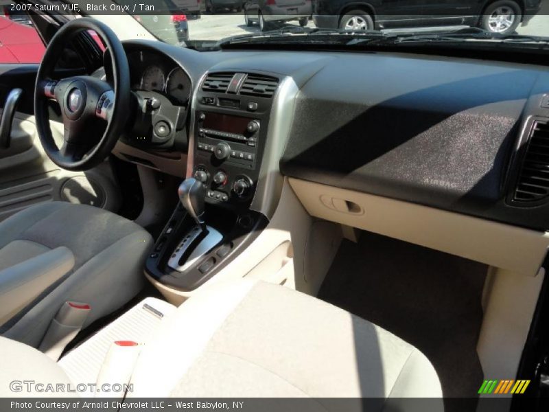 Black Onyx / Tan 2007 Saturn VUE