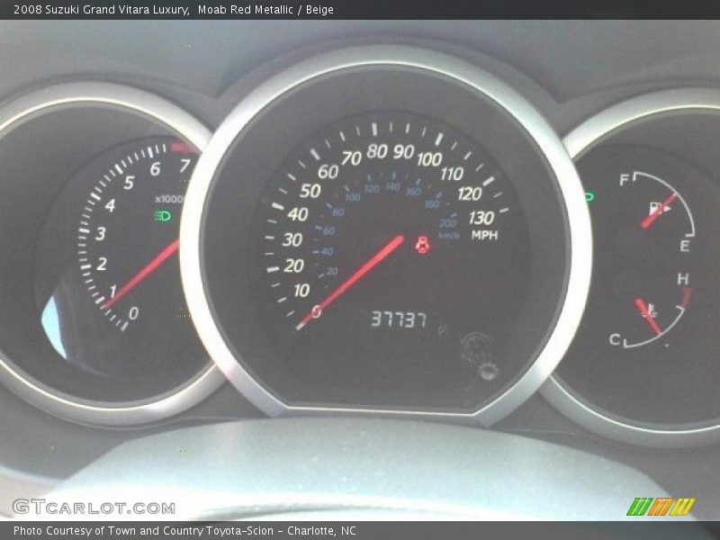 Moab Red Metallic / Beige 2008 Suzuki Grand Vitara Luxury