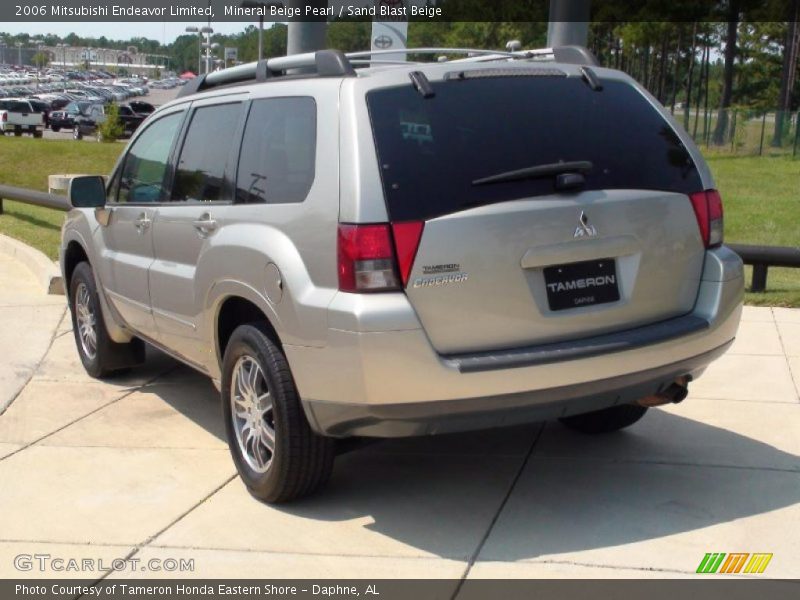 Mineral Beige Pearl / Sand Blast Beige 2006 Mitsubishi Endeavor Limited