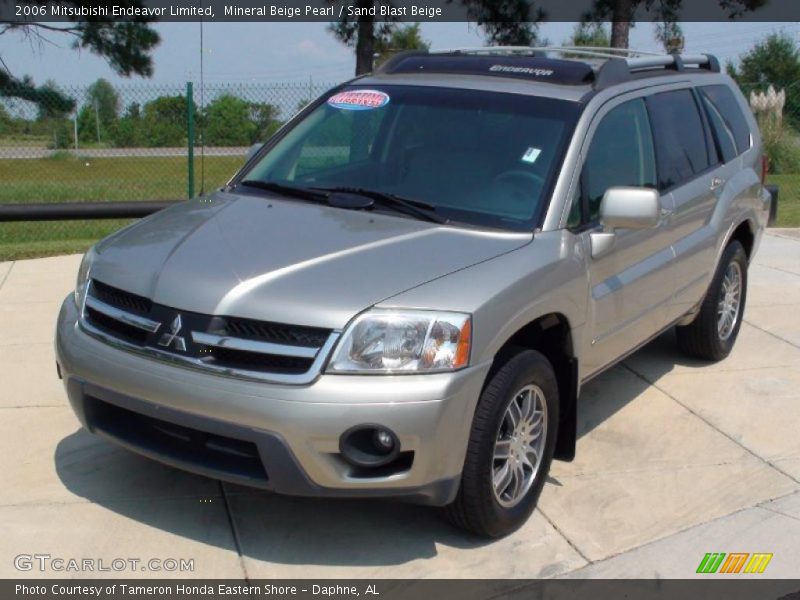Mineral Beige Pearl / Sand Blast Beige 2006 Mitsubishi Endeavor Limited