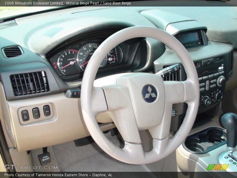 Mineral Beige Pearl / Sand Blast Beige 2006 Mitsubishi Endeavor Limited