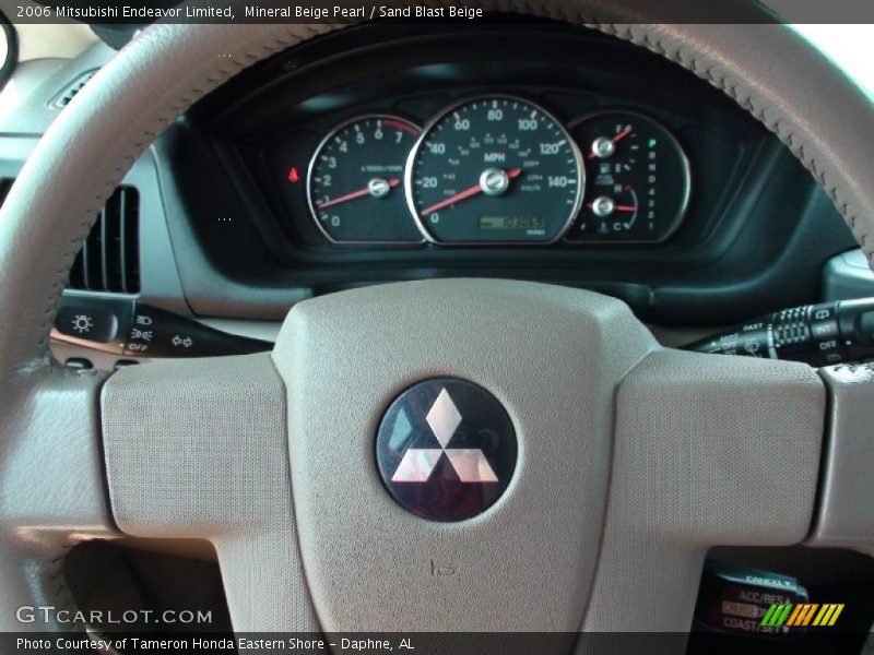 Mineral Beige Pearl / Sand Blast Beige 2006 Mitsubishi Endeavor Limited