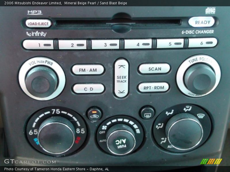 Mineral Beige Pearl / Sand Blast Beige 2006 Mitsubishi Endeavor Limited