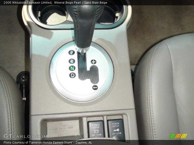 Mineral Beige Pearl / Sand Blast Beige 2006 Mitsubishi Endeavor Limited