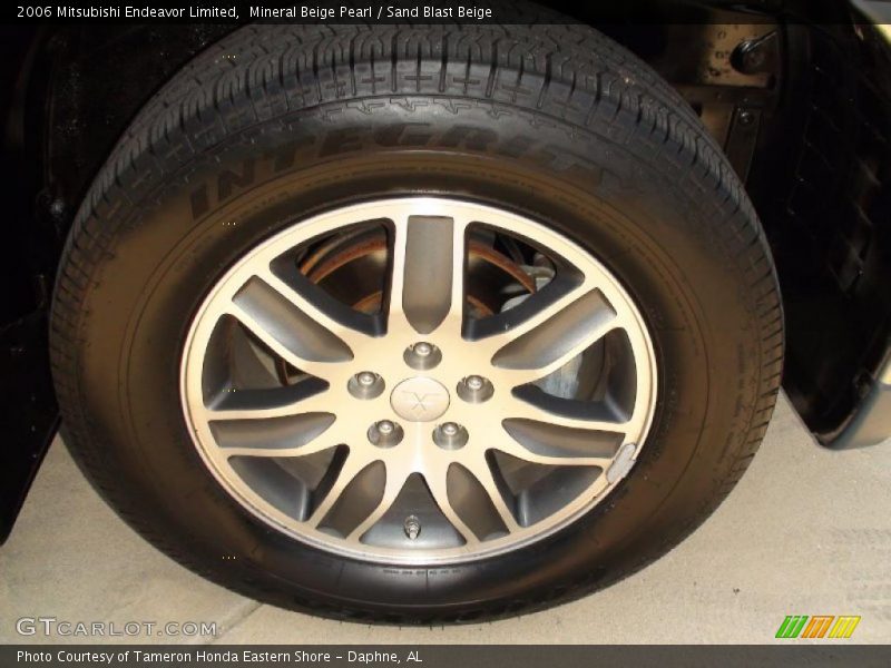 Mineral Beige Pearl / Sand Blast Beige 2006 Mitsubishi Endeavor Limited