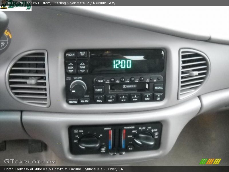 Sterling Silver Metallic / Medium Gray 2003 Buick Century Custom